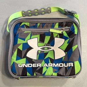 Under armour lunch bag /box